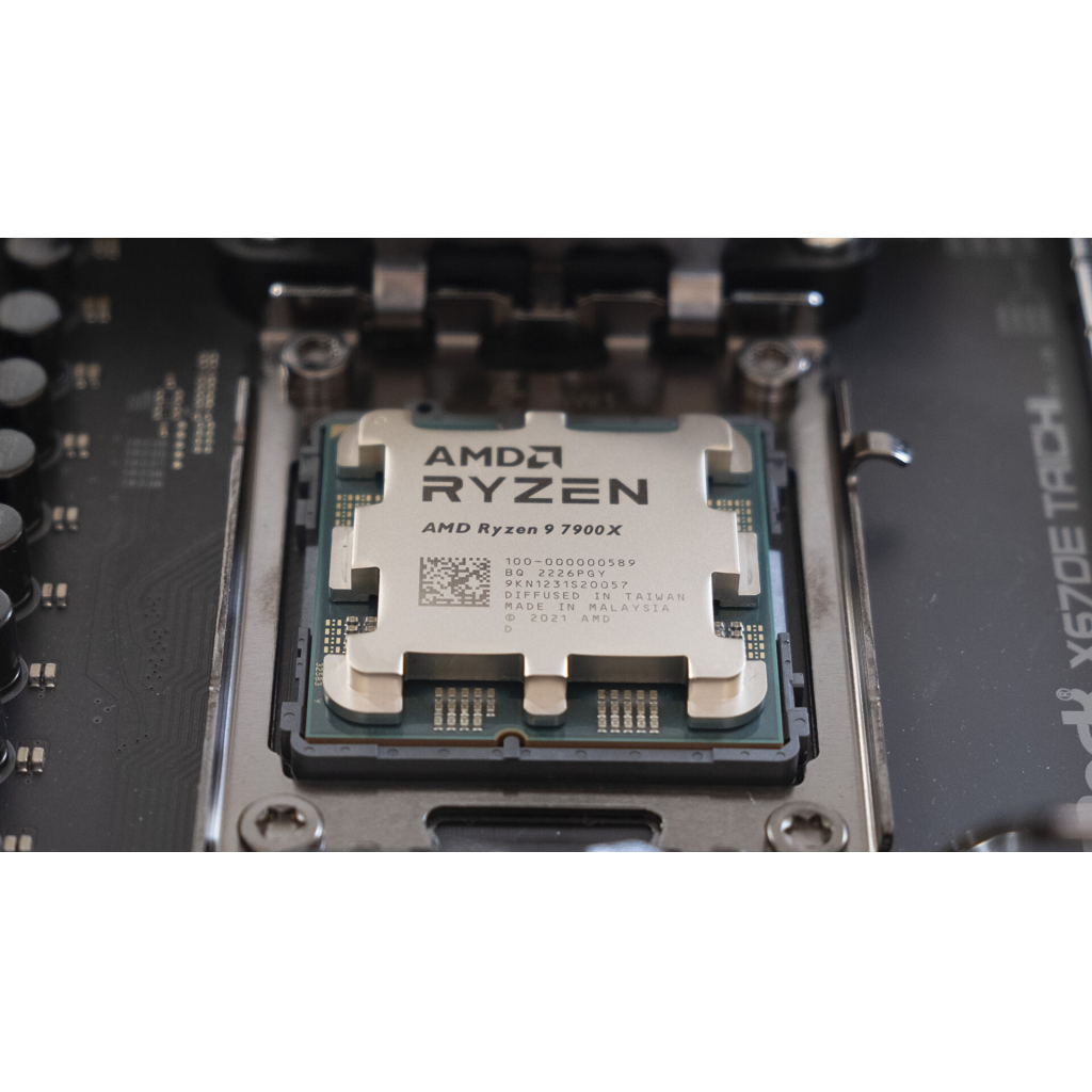 AMD%20RYZEN%209%207900X%2012%20Core,%204,70-5.60GHz,%2076Mb%20Cache,%20170W,%20%20AM5%20Soket,%20BOX%20(Kutulu)%20(Grafik%20Kart%20VAR,%20Fan%20YOK)